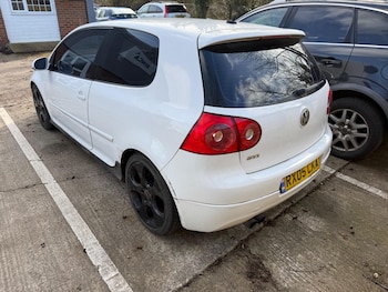 Used Volkswagen Golf 2005 for sale - 77883231: Photo