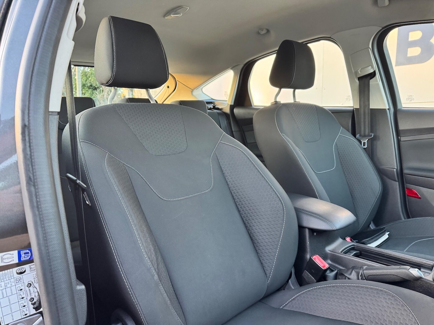 Used Ford Focus 2016 for sale - 77074938: Photo 10