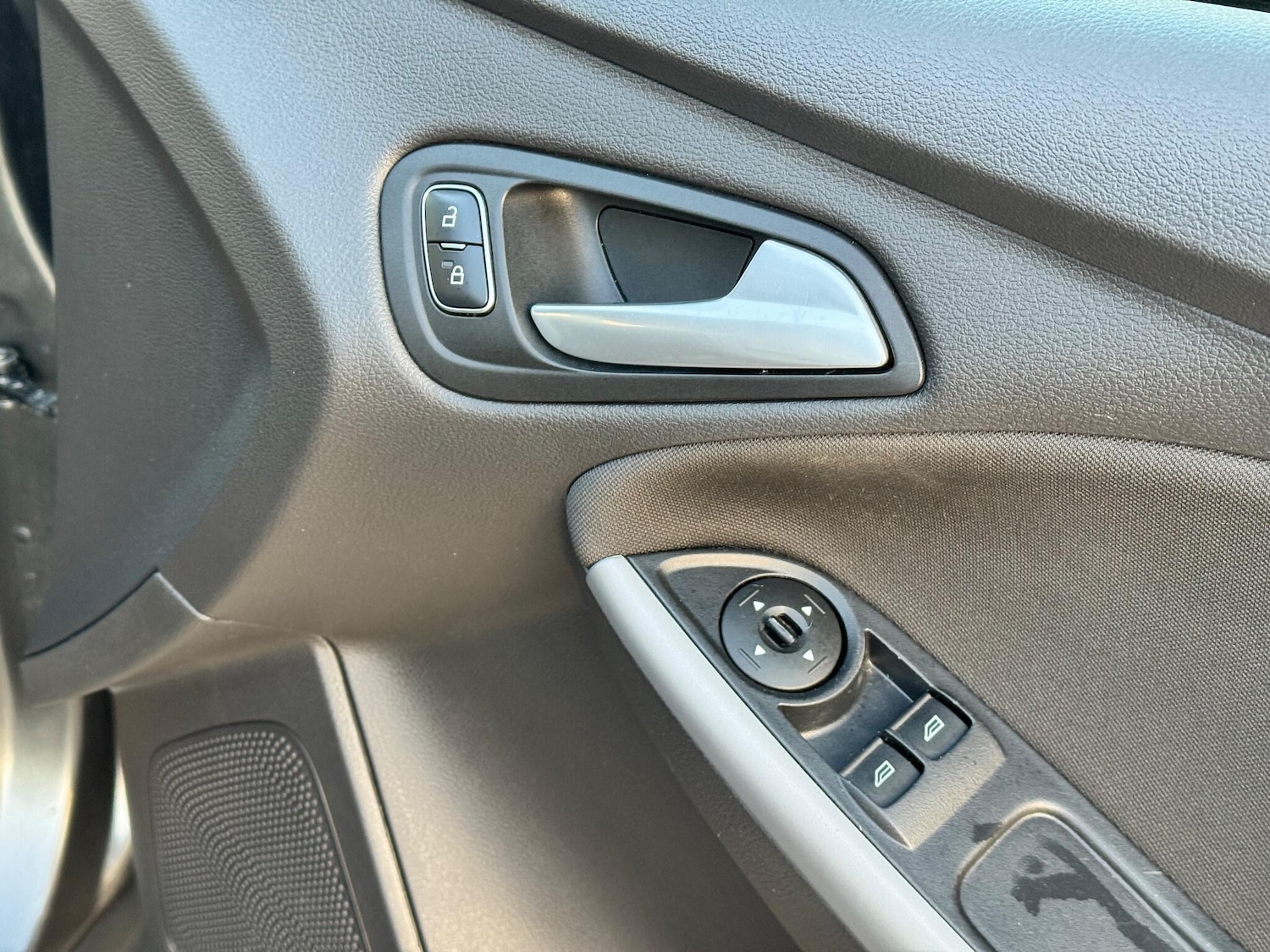 Used Ford Focus 2016 for sale - 77074938: Photo 34