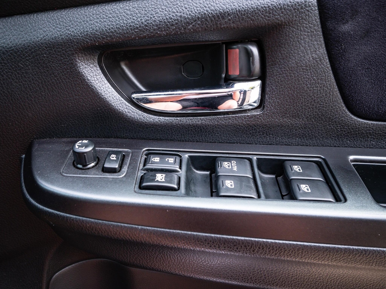 Used Subaru WRX STI 2015 for sale - 75696361: Photo 27