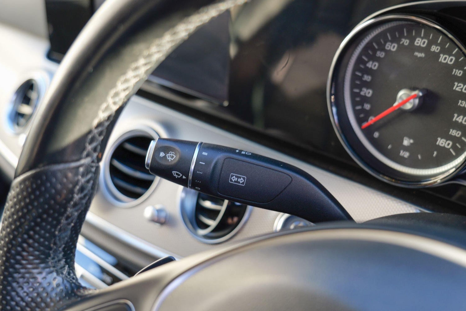 Used Mercedes-Benz E Class 2016 for sale - 76913968: Photo 30