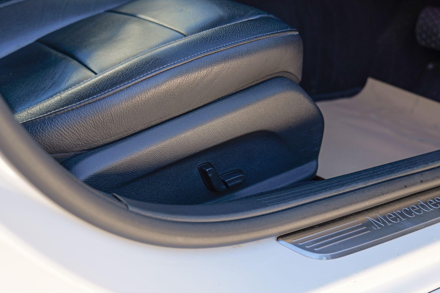 Used Mercedes-Benz E Class 2016 for sale - 76913968: Photo 39