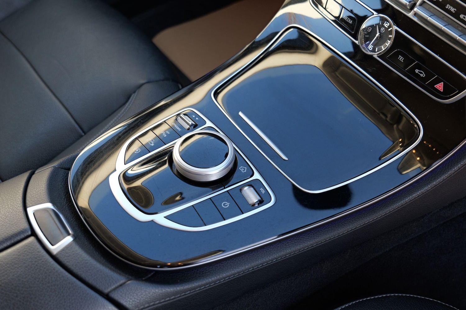 Used Mercedes-Benz E Class 2016 for sale - 76913968: Photo 41