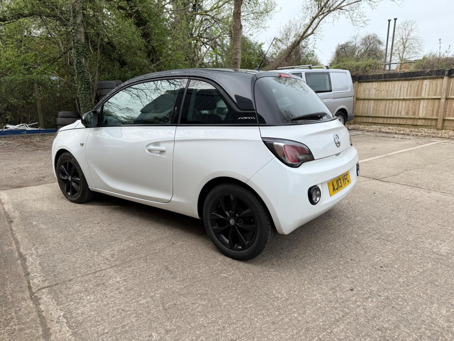 Used Vauxhall ADAM 2013 for sale - 78185010: Photo 3