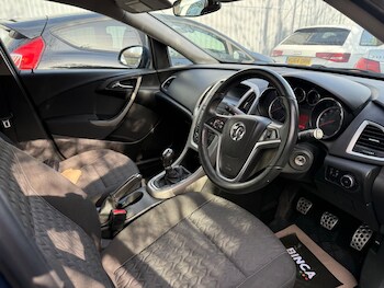 Used Vauxhall Astra 2013 for sale - 77670589: Photo