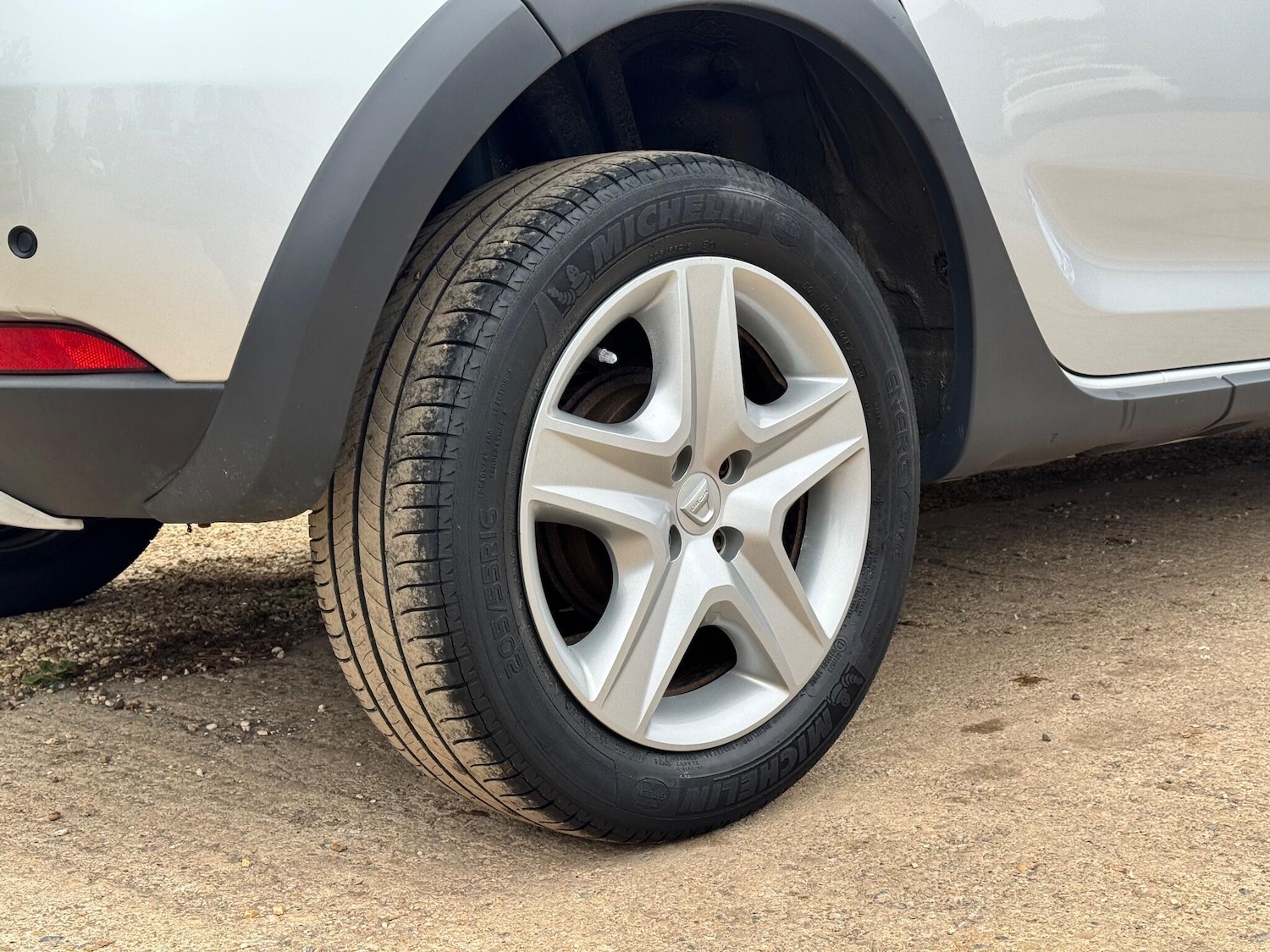 Used Dacia Sandero Stepway 2016 for sale - 76994036: Photo 11