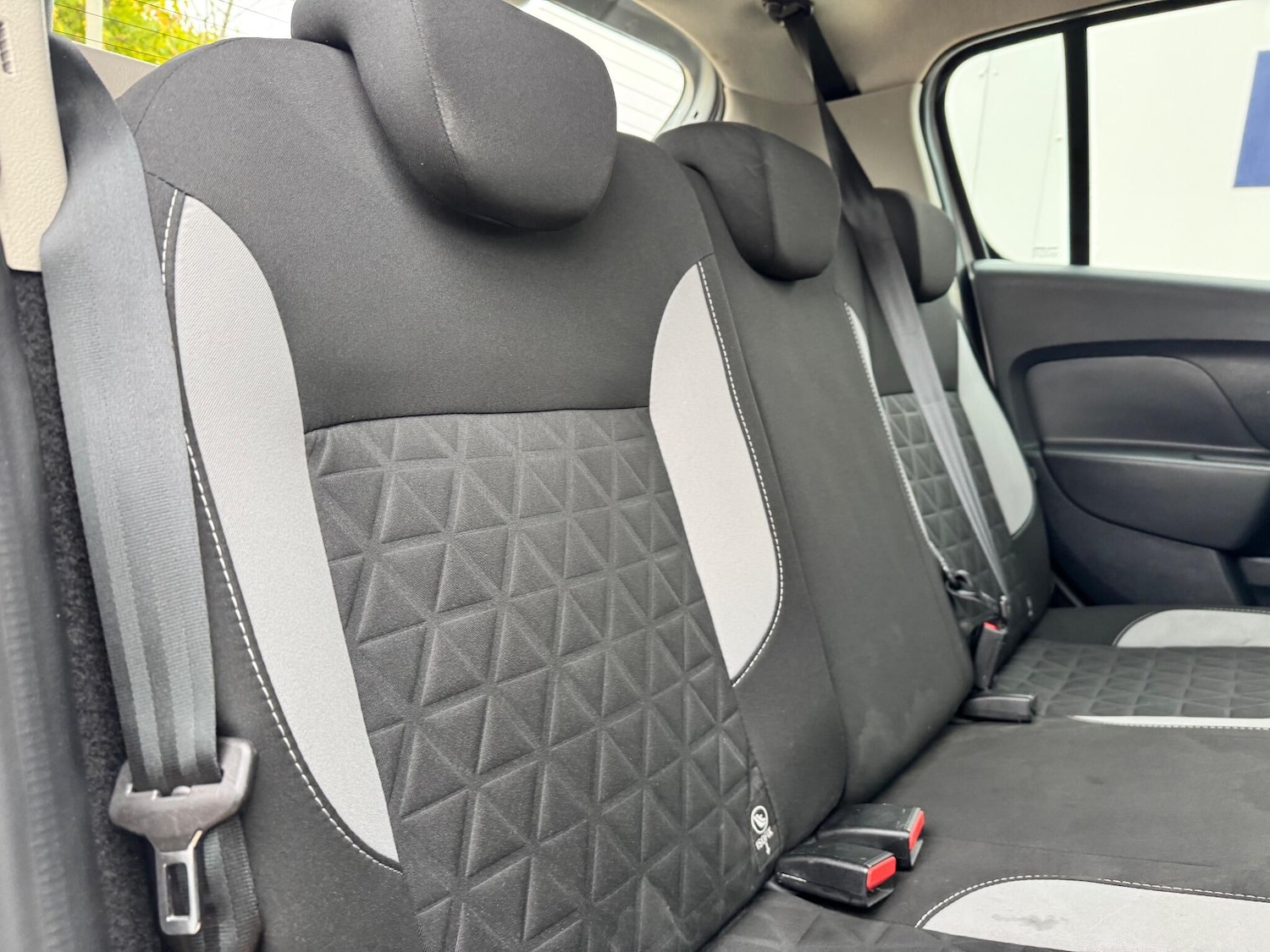 Used Dacia Sandero Stepway 2016 for sale - 76994036: Photo 29