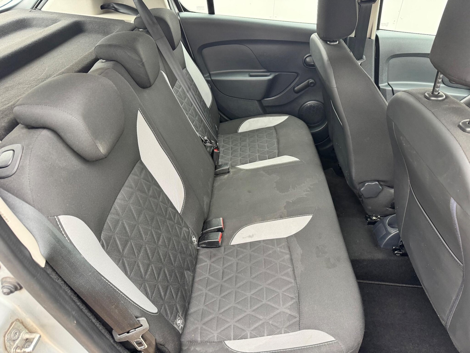 Used Dacia Sandero Stepway 2016 for sale - 76994036: Photo 30