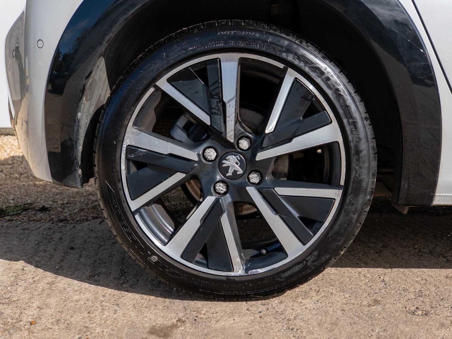 Used Peugeot 208 for sale - 75857721: Photo 11