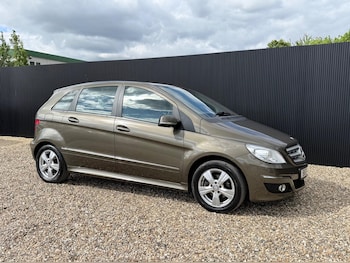 Used Mercedes-Benz B Class 2010 for sale - 78548657: Photo