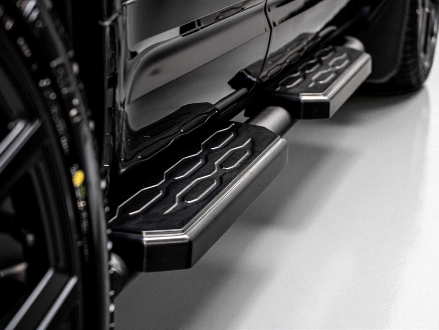 Used Land Rover Defender 2021 for sale - 76549200: Photo 15