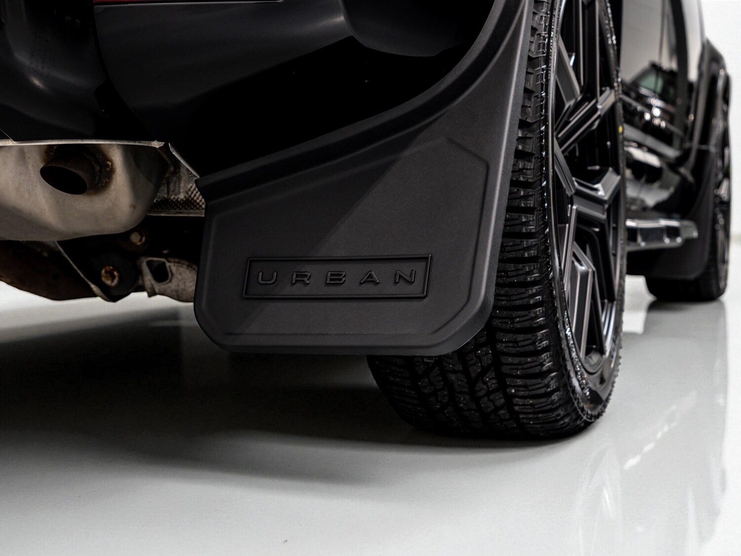 Used Land Rover Defender 2021 for sale - 76549200: Photo 16