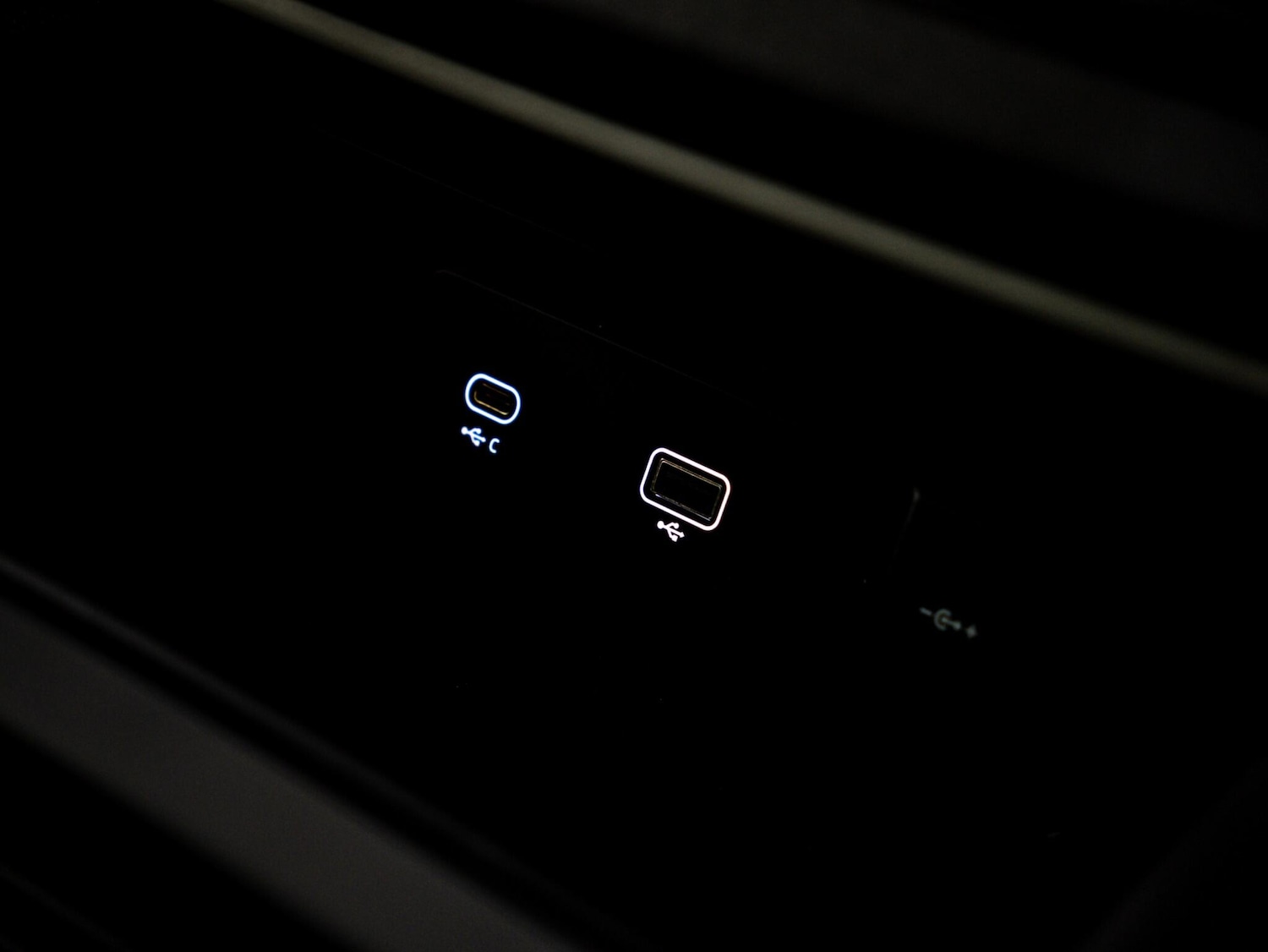 Used Land Rover Defender 2021 for sale - 76549200: Photo 41