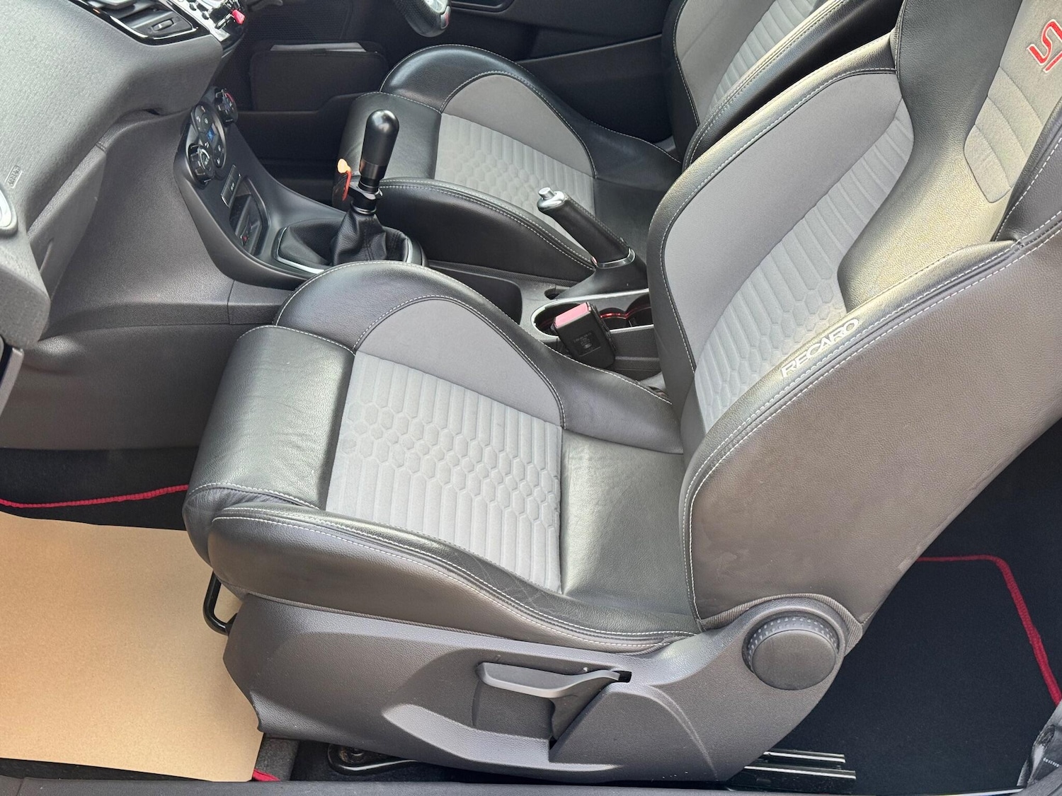 Used Ford Fiesta 2017 for sale - 77040354: Photo 25