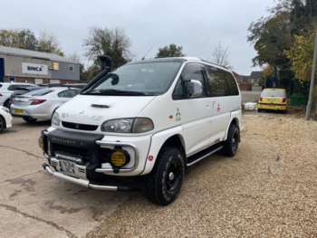 Used Mitsubishi Delica 2007 for sale - 73600872: Photo