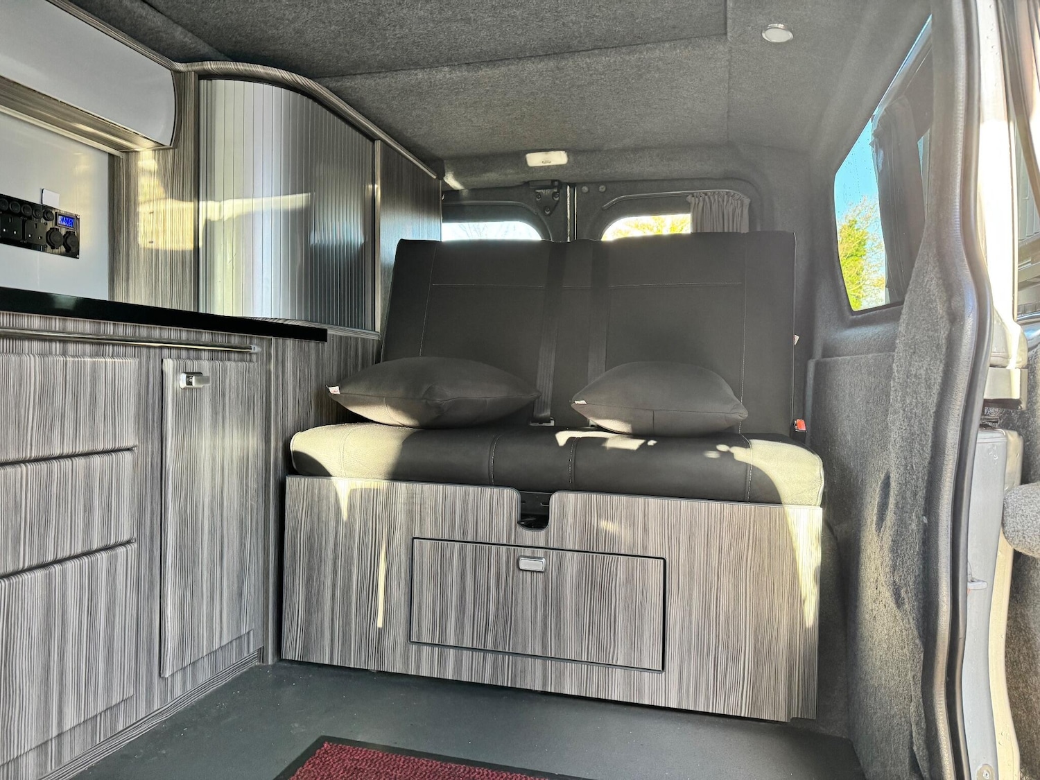 Used Vauxhall Vivaro 2017 for sale - 77230661: Photo 10