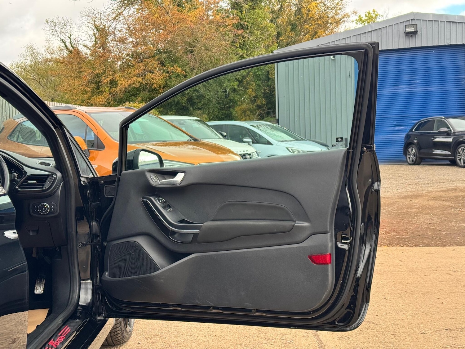 Used Ford Fiesta 2018 for sale - 76370868: Photo 12