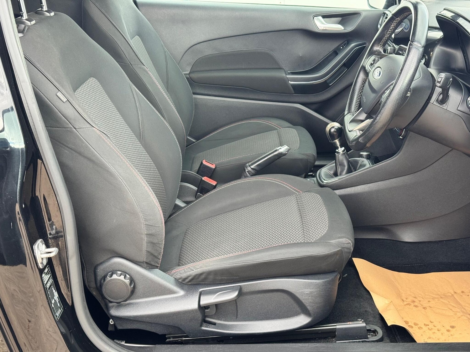 Used Ford Fiesta 2018 for sale - 76370868: Photo 14