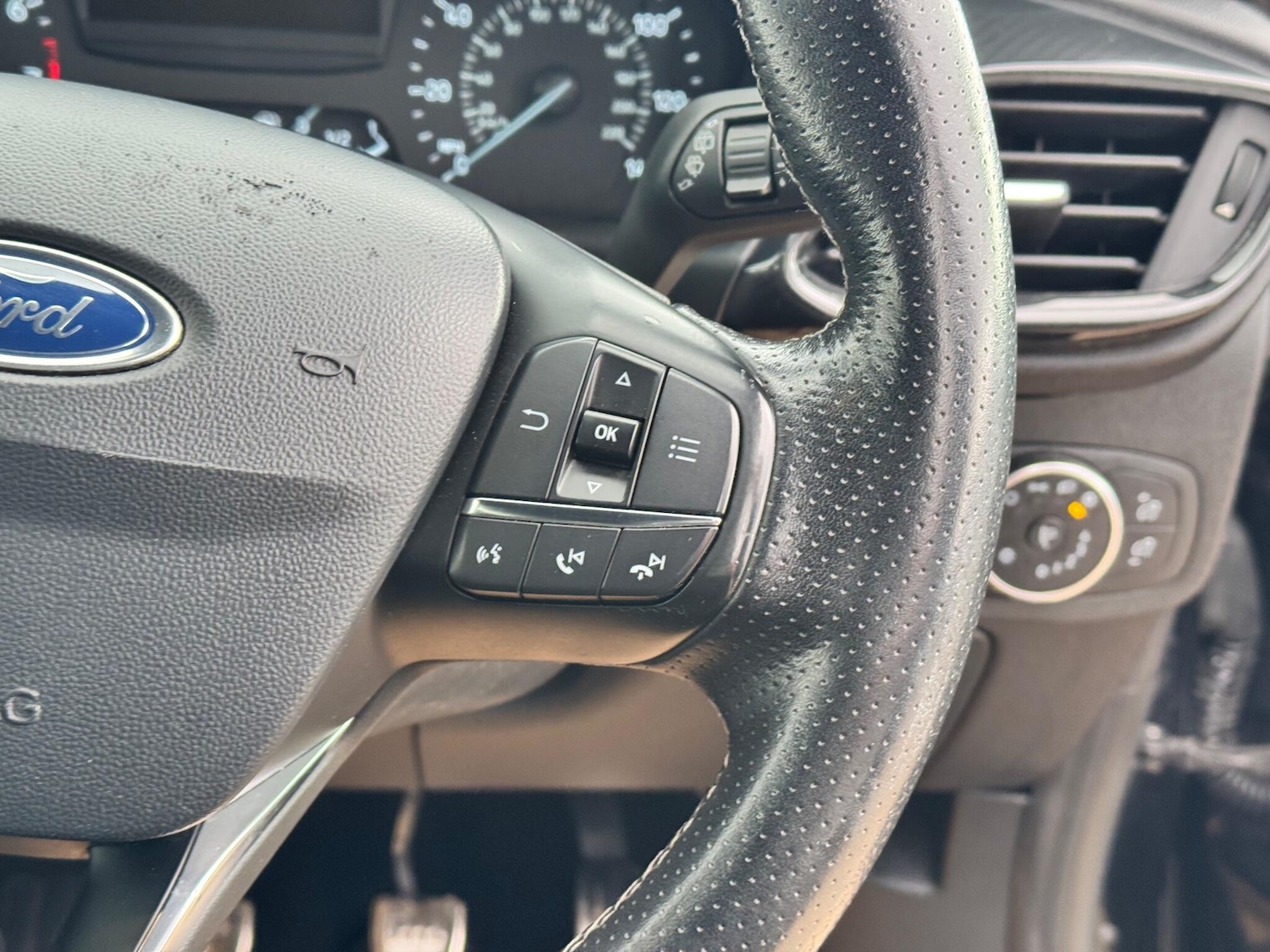 Used Ford Fiesta 2018 for sale - 76370868: Photo 16