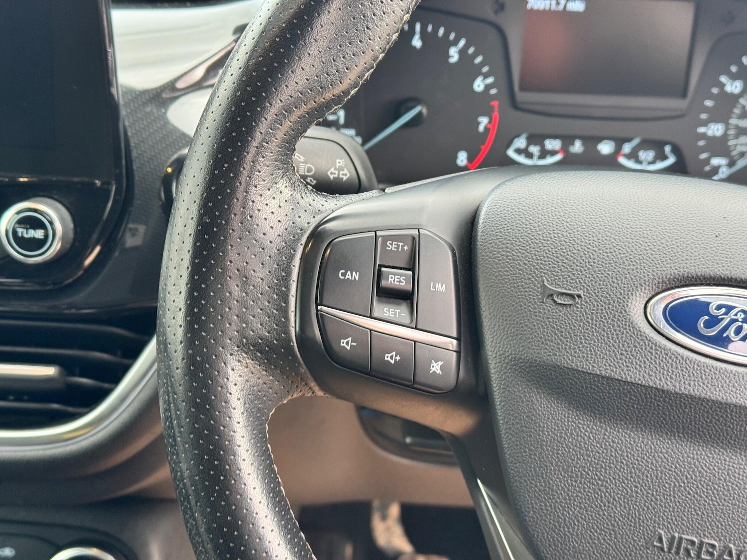 Used Ford Fiesta 2018 for sale - 76370868: Photo 21