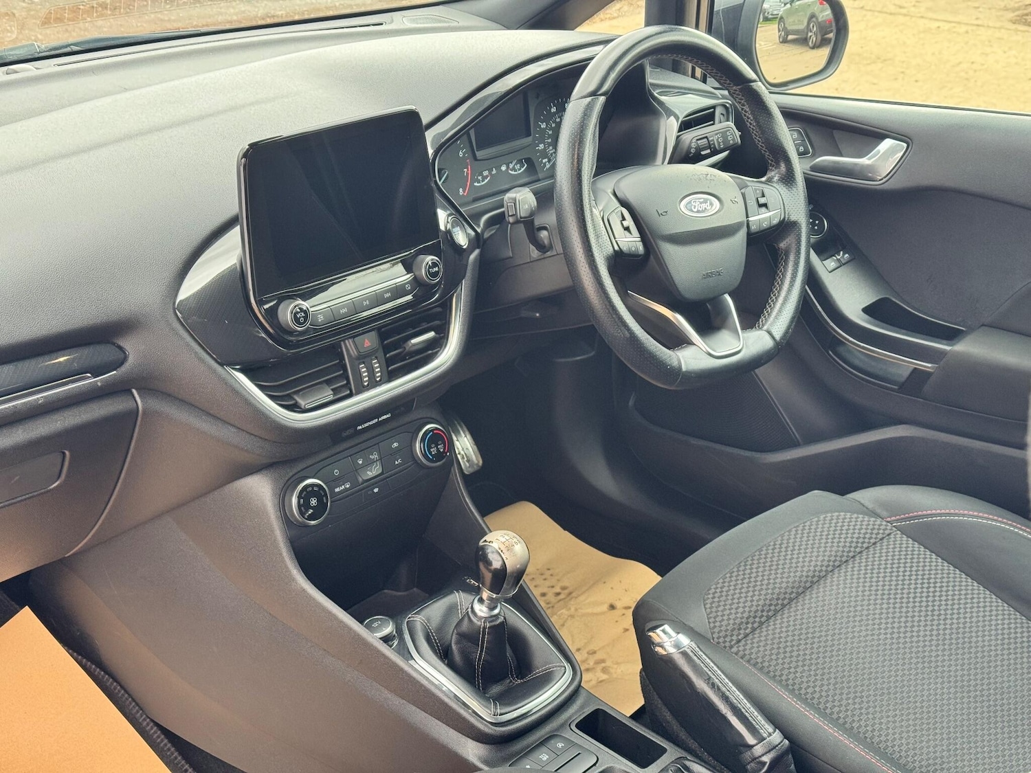 Used Ford Fiesta 2018 for sale - 76370868: Photo 29