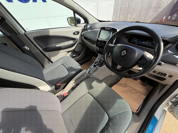 Used Renault Zoe for sale - 76214933: Photo 11