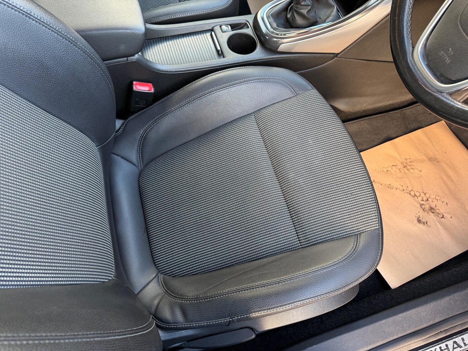 Used Vauxhall Astra 2010 for sale - 76753239: Photo 19