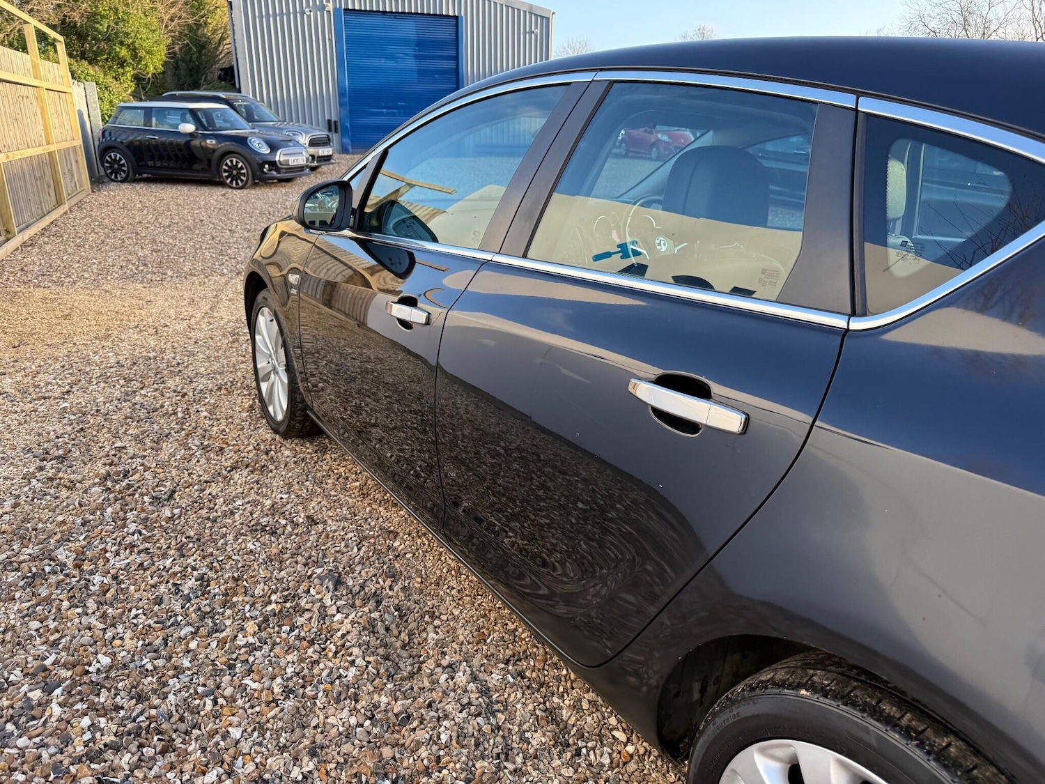 Used Vauxhall Astra 2010 for sale - 76753239: Photo 5