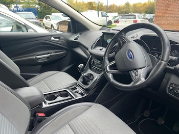 Used Ford Kuga 2017 for sale - 76227232: Photo