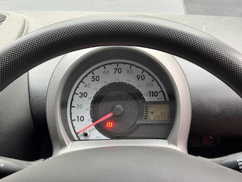 Used Peugeot 107 2012 for sale - 76527702: Photo