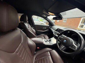 Used BMW 3 Series 2021 for sale - 77345571: Photo