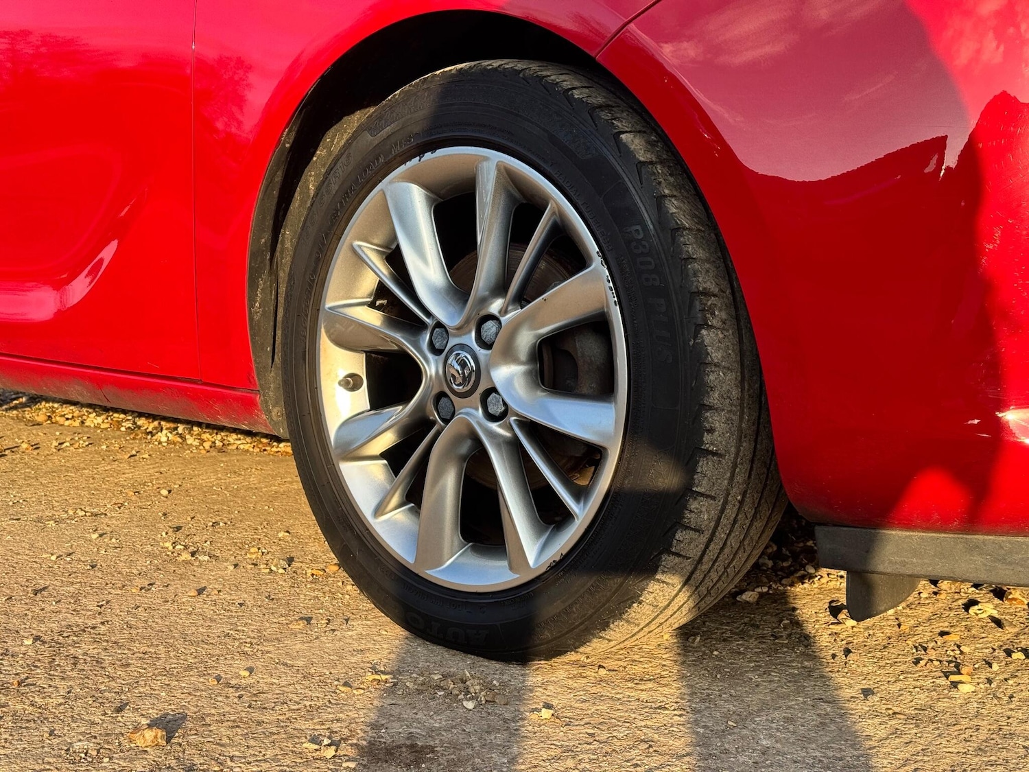 Used Vauxhall ADAM for sale - 76918639: Photo 2