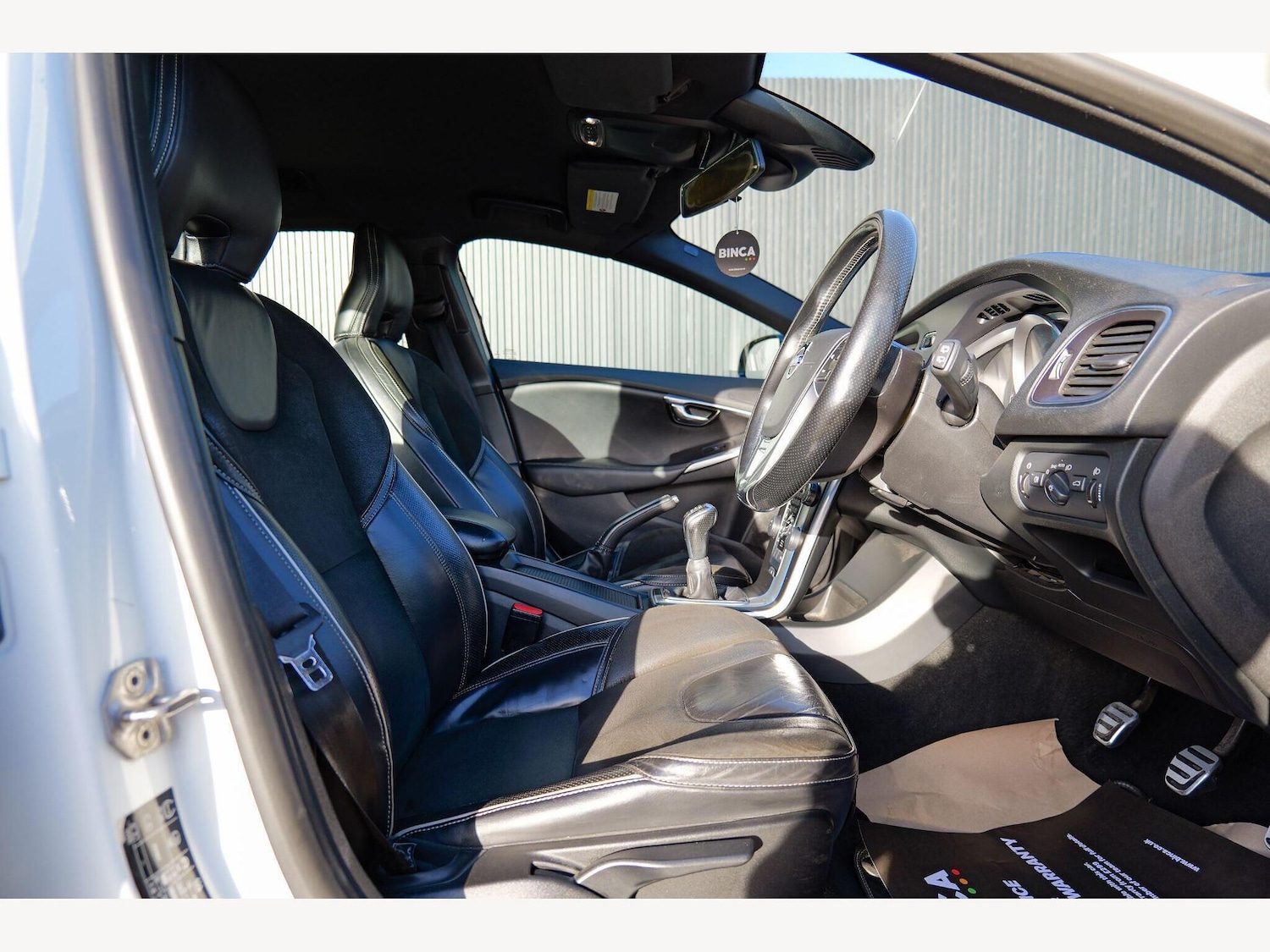 Used Volvo V40 2014 for sale - 77305539: Photo 34