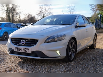 Used Volvo V40 2014 for sale - 77305539: Photo