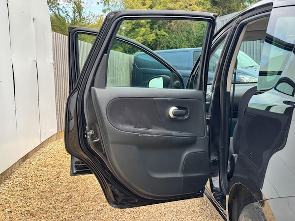 Used Nissan Note 2009 for sale - 75729471: Photo 31