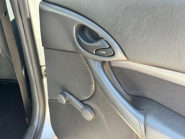Used Ford Focus 2003 for sale - 76167447: Photo 25