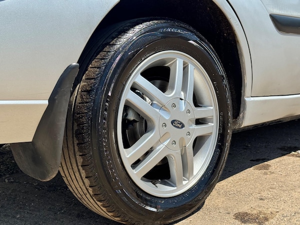 Used Ford Focus 2003 for sale - 76167447: Photo 8
