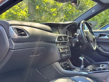 Used Infiniti Q30 2016 for sale - 75808821: Photo