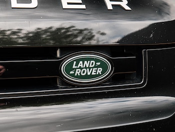 Used Land Rover Defender 2022 for sale - 79012045: Photo