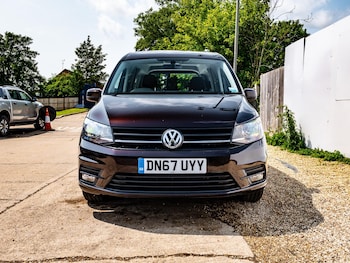 Used Volkswagen Caddy Maxi Life 2018 for sale - 76572130: Photo