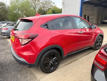 Used Honda HR-V 2016 for sale - 78047312: Photo