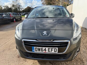 Used Peugeot 5008 2015 for sale - 76550049: Photo