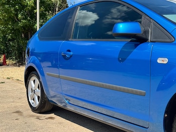 Used Ford Focus 2006 for sale - 75082082: Photo