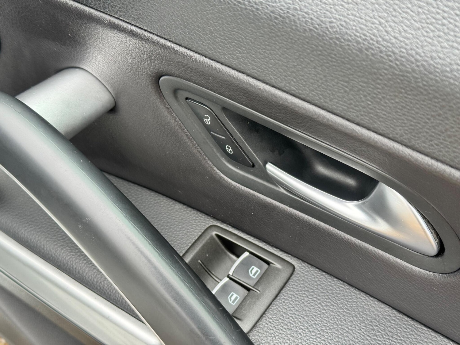 Used Volkswagen Scirocco 2017 for sale - 77625840: Photo 21