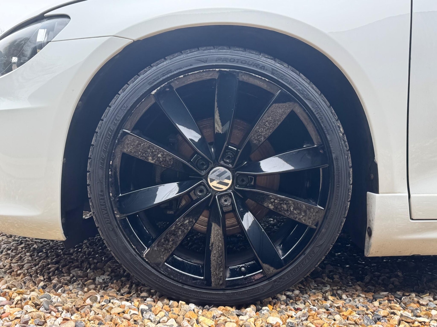 Used Volkswagen Scirocco 2017 for sale - 77625840: Photo 7