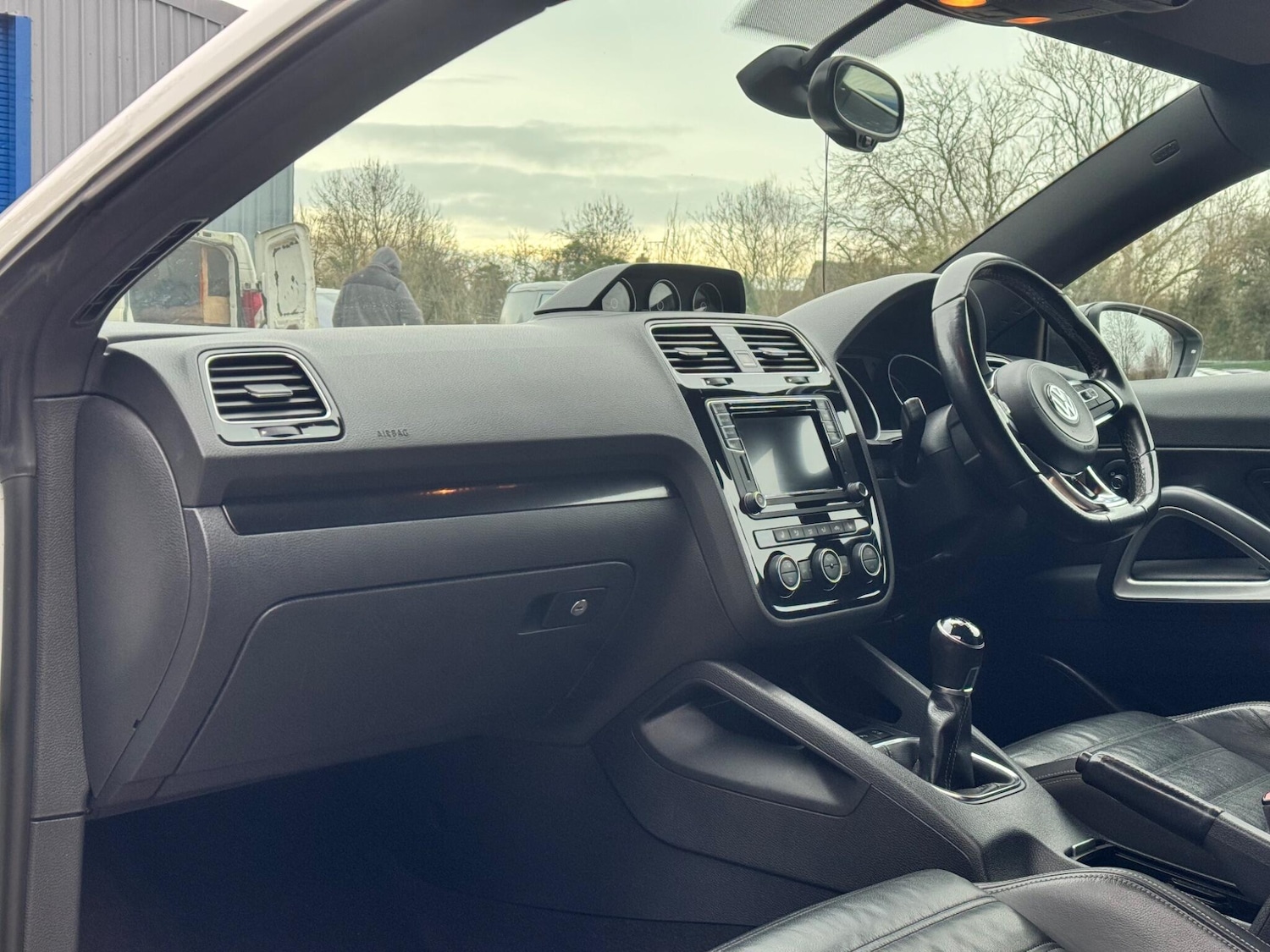 Used Volkswagen Scirocco 2017 for sale - 77625840: Photo 9