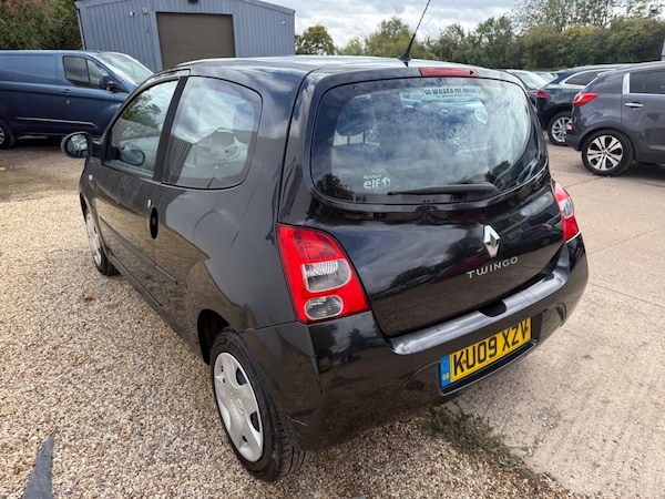 Used Renault Twingo 2009 for sale - 75678339: Photo 4