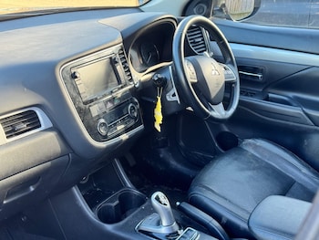 Used Mitsubishi Outlander 2015 for sale - 77723897: Photo