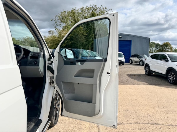Used Volkswagen Transporter 2013 for sale - 76158898: Photo 21