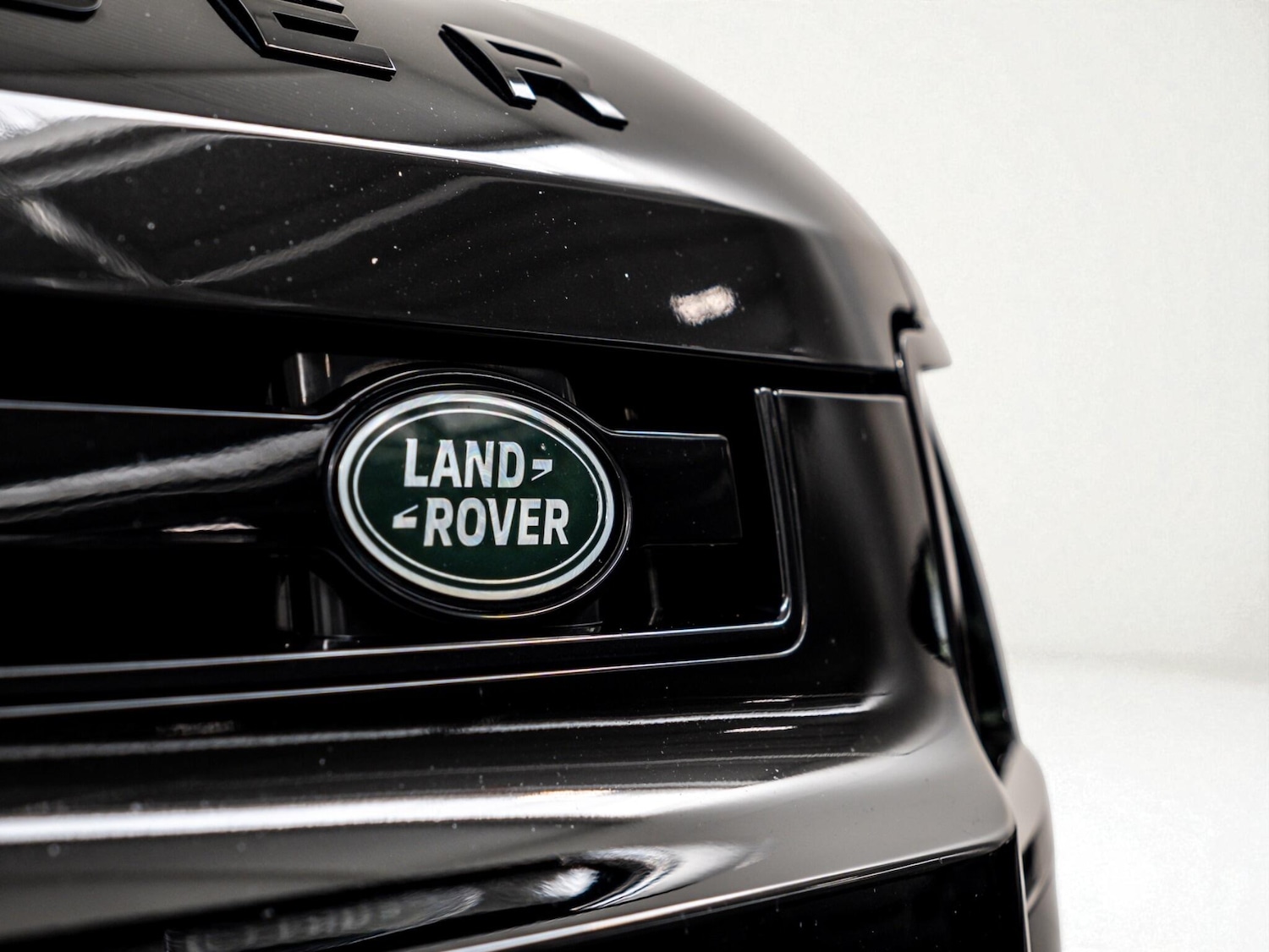 Used Land Rover Defender 110 for sale - 76824038: Photo 20